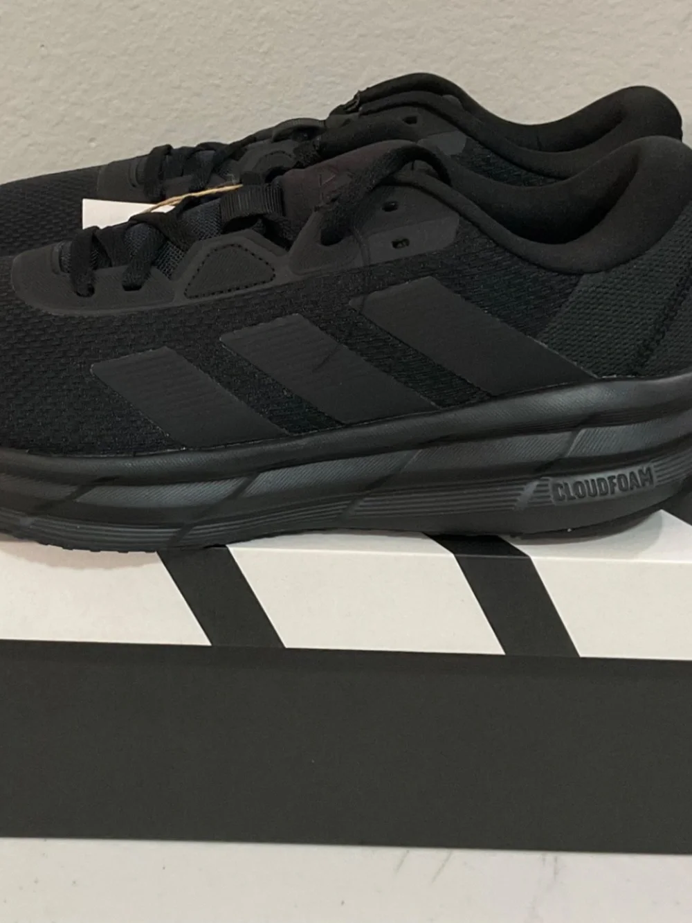 adidas men GALAXY 7 Running Shoes.